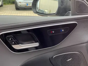 C 300 e 9G-Tronic  AMG-LINE NIGHT PANO DISTRONIC