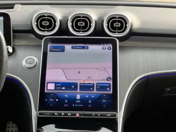 C 300 e 9G-Tronic  AMG-LINE NIGHT PANO DISTRONIC