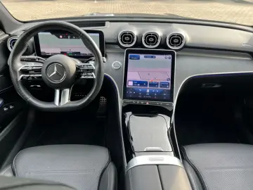 C 300 e 9G-Tronic  AMG-LINE NIGHT PANO DISTRONIC