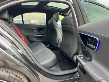 C 300 e 9G-Tronic  AMG-LINE NIGHT PANO DISTRONIC