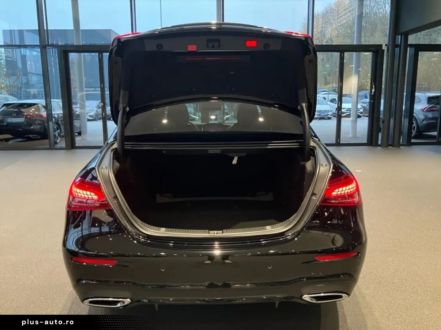 E 450 4M AMG-Line Night DISTRON HUP Standhzg LED