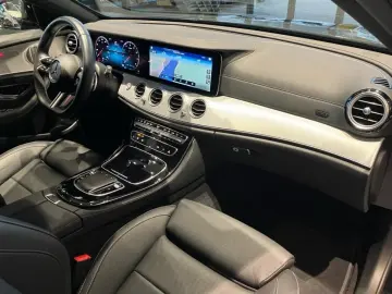 E 450 4M AMG-Line Night DISTRON HUP Standhzg LED