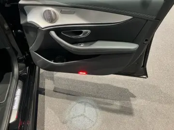 E 450 4M AMG-Line Night DISTRON HUP Standhzg LED