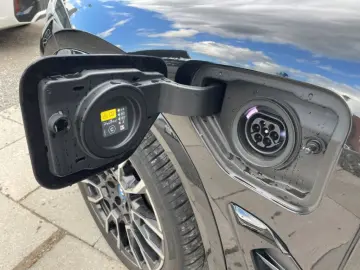 X5 xDrive 50e MSport HUD el. AHK El. Panodach !