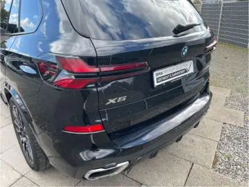 X5 xDrive 50e MSport HUD el. AHK El. Panodach !