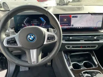 X5 xDrive 50e MSport HUD el. AHK El. Panodach !