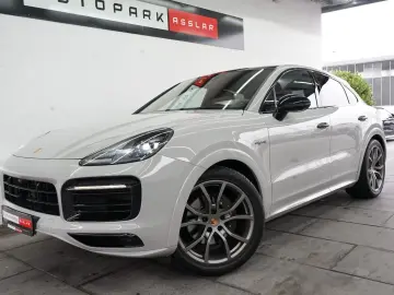 Cayenne Coupe E-Hybrid Platinum Kreide SportDesi