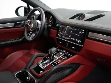 Cayenne Coupe E-Hybrid Platinum Kreide SportDesi