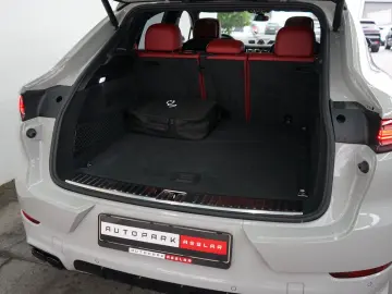 Cayenne Coupe E-Hybrid Platinum Kreide SportDesi