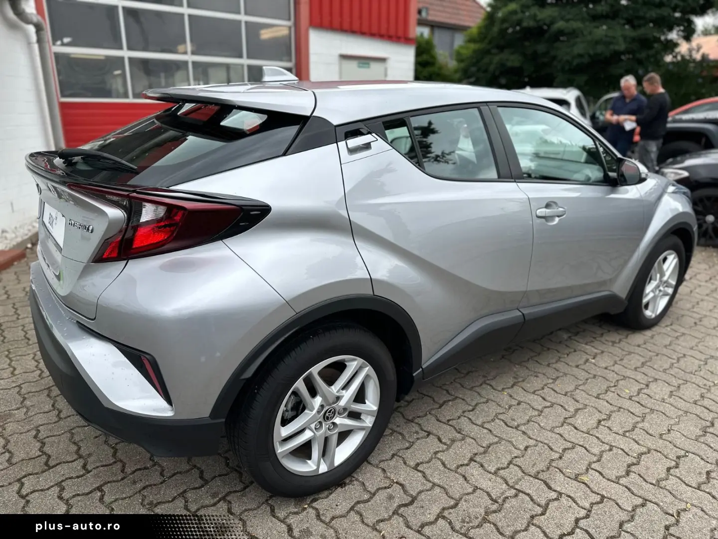 C-HR Hybrid