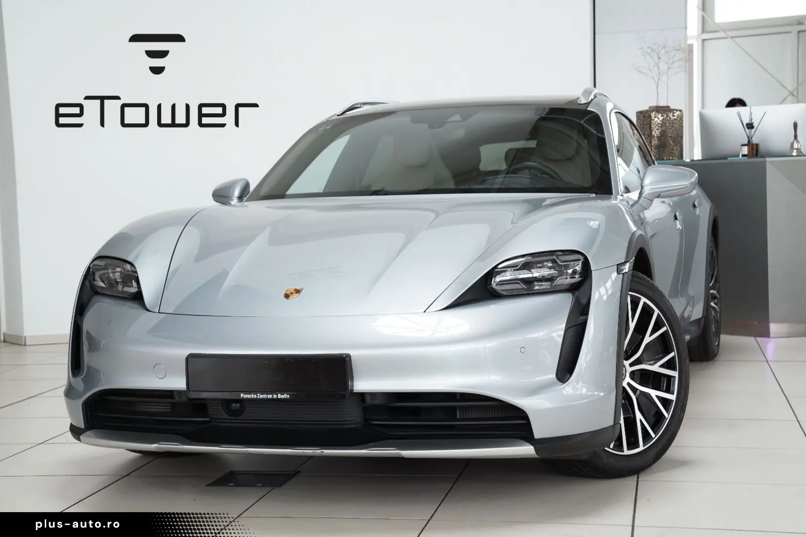 Taycan Cross Turismo 4 Turbo S Aero HUD Pano