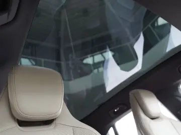 Taycan Cross Turismo 4 Turbo S Aero HUD Pano