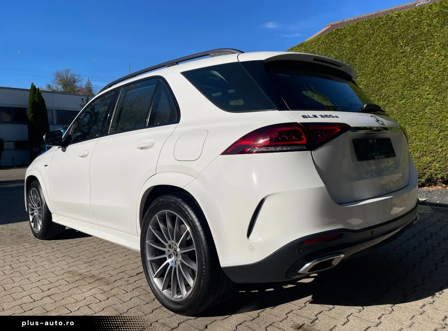 GLE350 E PANO AHK DISTR NIGHT 21ZOLL AMG-LINE