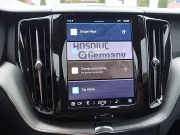 XC60 Plus Dark T6 AWD Plug-in Hybid 360 Cam Pano