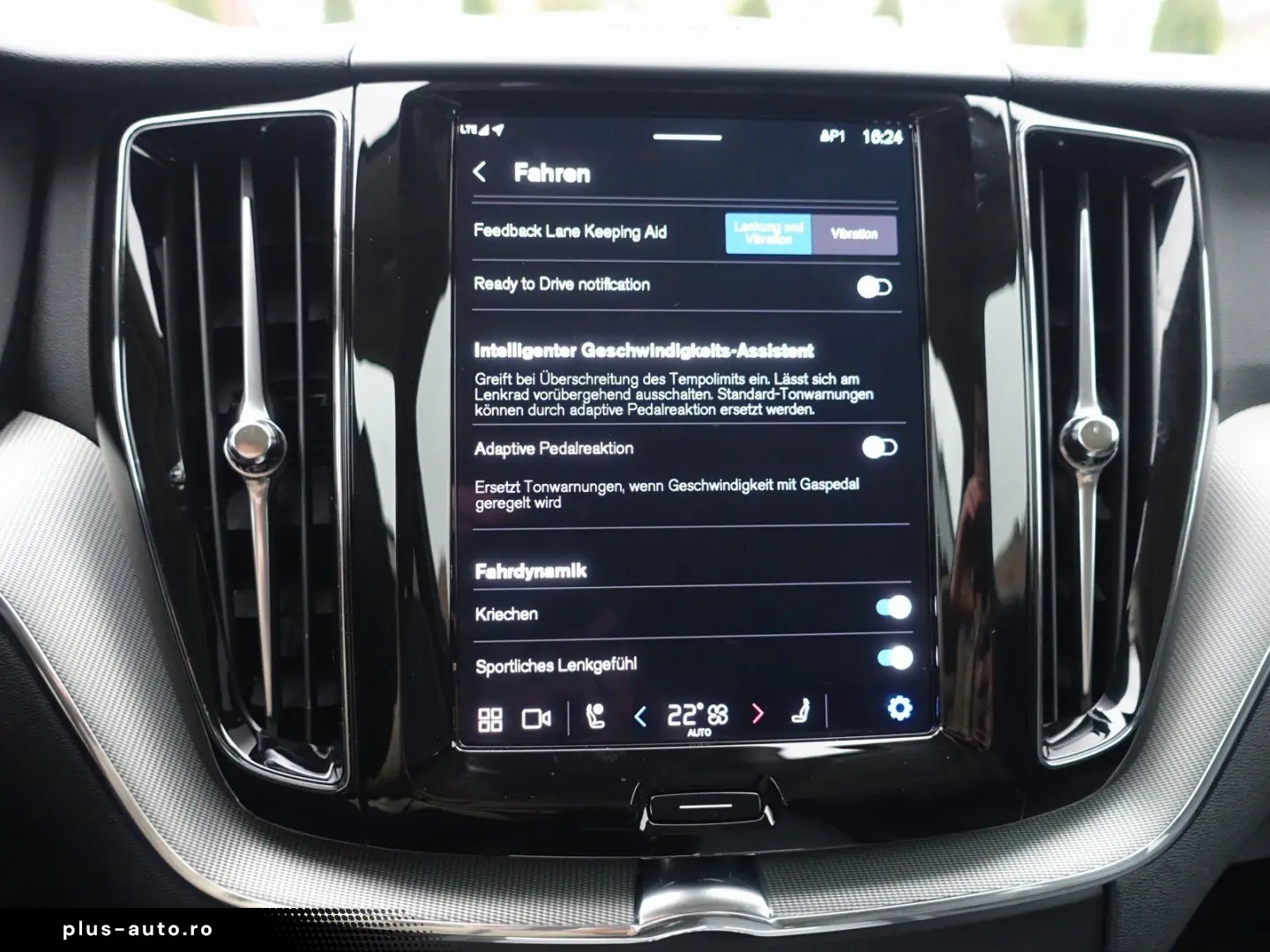 XC60 Plus Dark T6 AWD Plug-in Hybid 360 Cam Pano