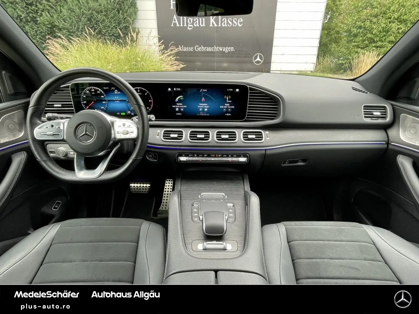 GLE 300 d 4M AMG Night Airmatic Pano AHK Memory