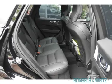 XC60 Ultra Dark Benzin EU6d B5 AWD MILD-HYBRID H