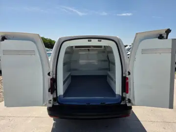 VOLKSWAGEN CADDY MAXI FRIGORIFIC
