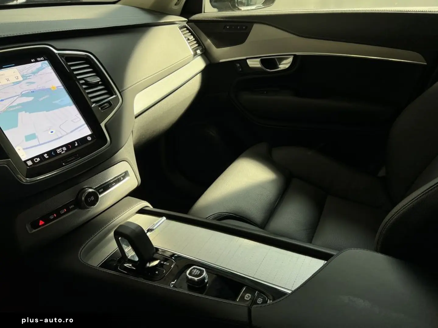 XC90 B5 AWD Plus-Bright 7S Glasd Standh 360  AHK