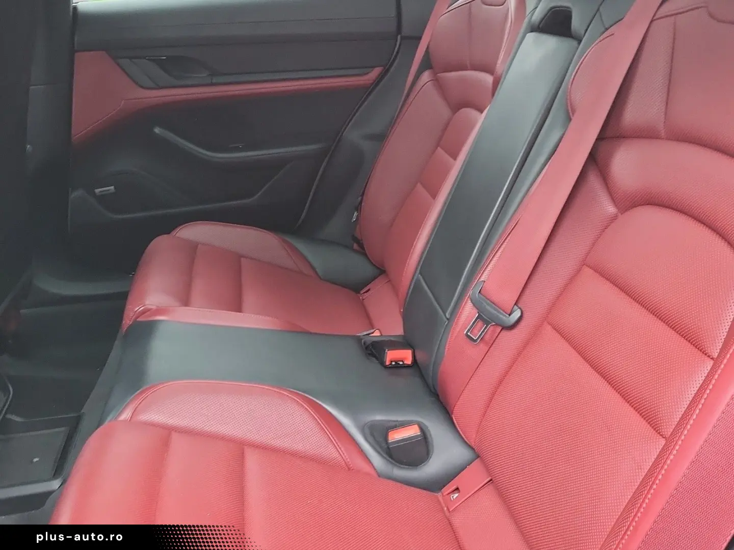 Taycan 4 S Matrix Pano Chrono Kamera Bose 21