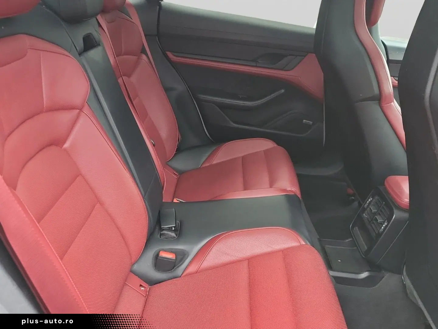 Taycan 4 S Matrix Pano Chrono Kamera Bose 21