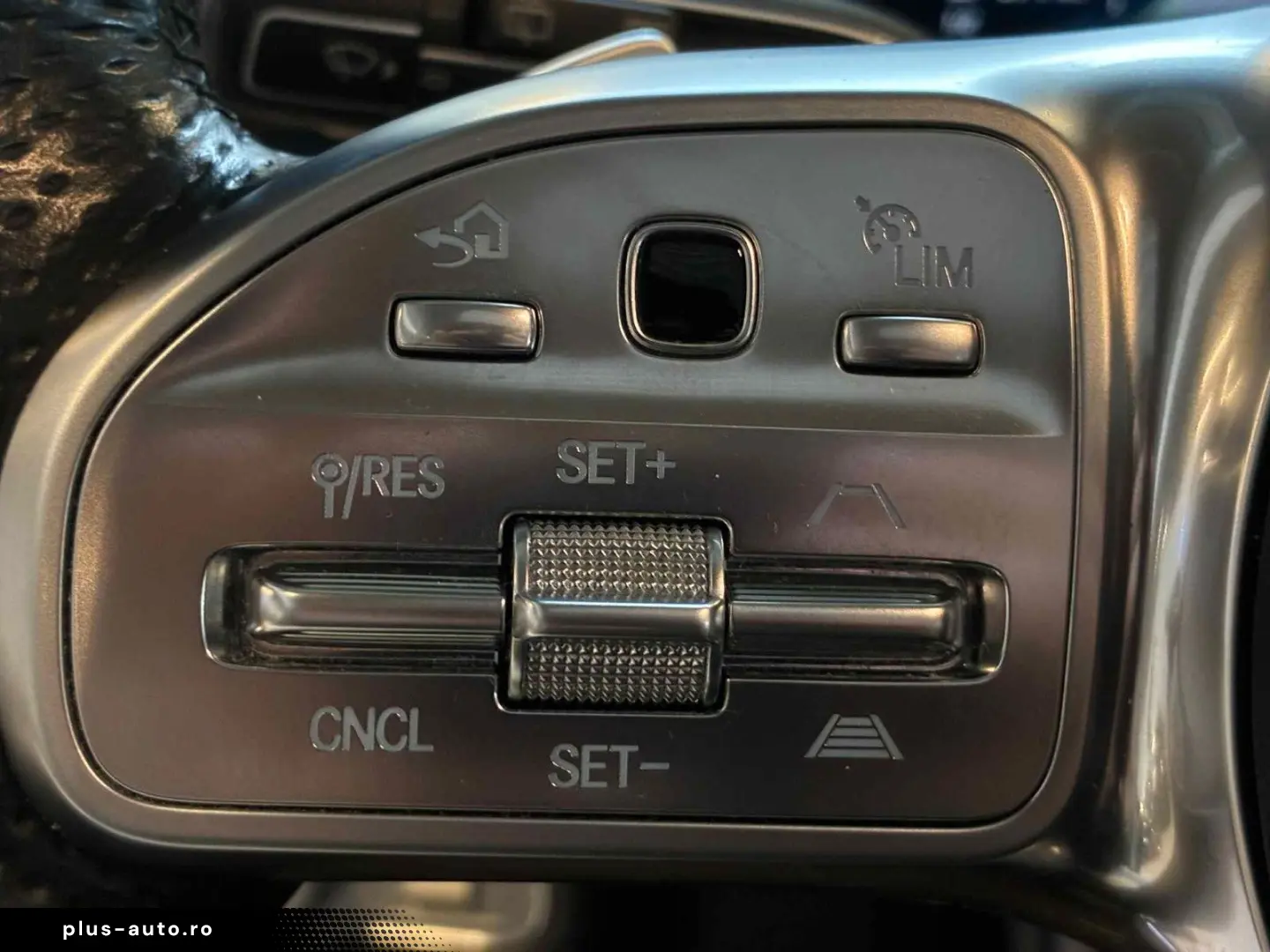 GLE 350de 4Matic TRAILER LUFT PANO ACC APPLE NAV