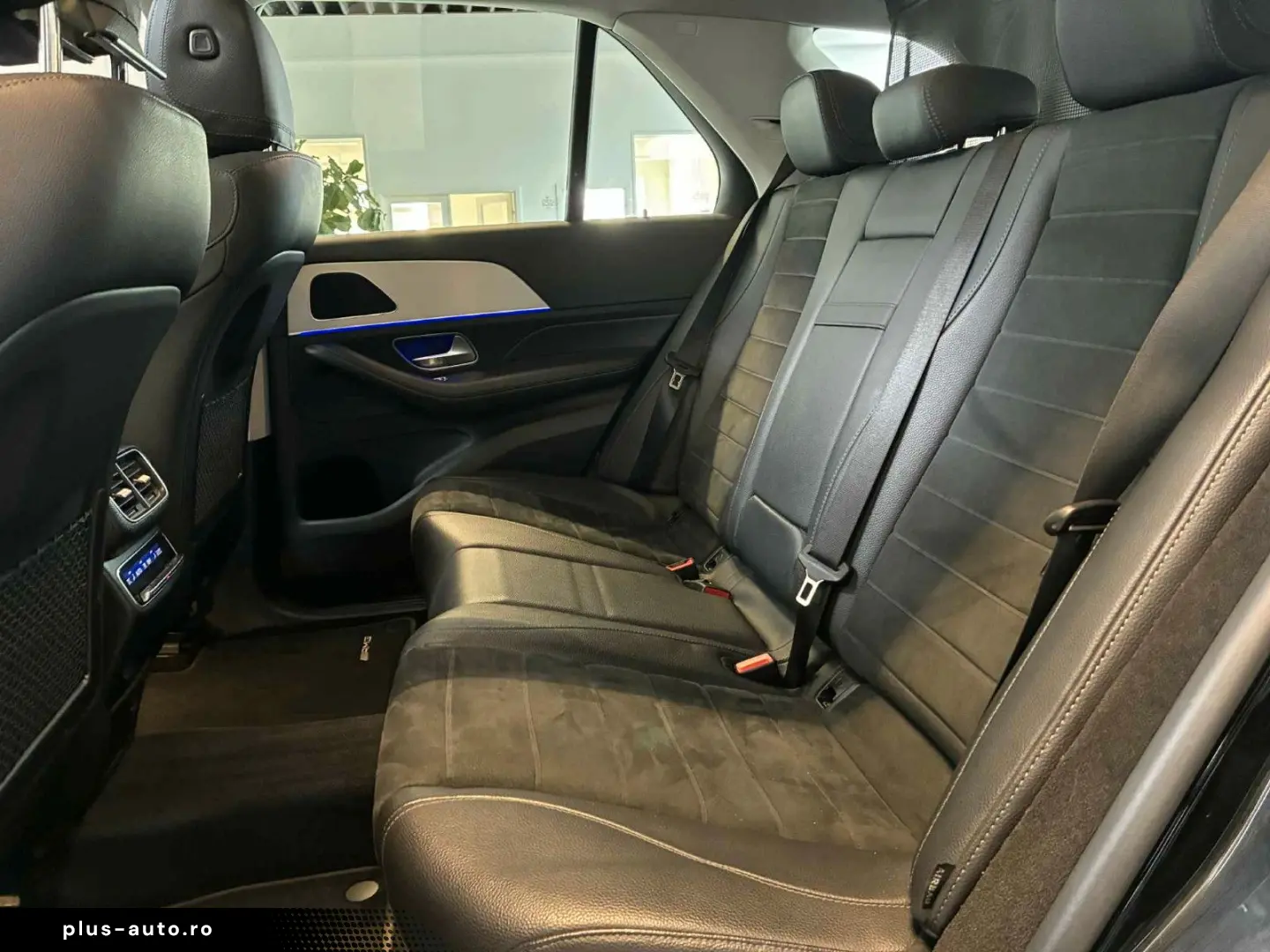 GLE 350de 4Matic TRAILER LUFT PANO ACC APPLE NAV