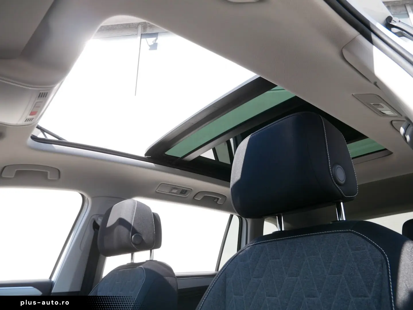 Tiguan Allspace 2.0 4x4 Move NEU72T 7-Sitzer DAC