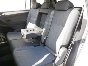 Tiguan Allspace 2.0 4x4 Move NEU72T 7-Sitzer DAC