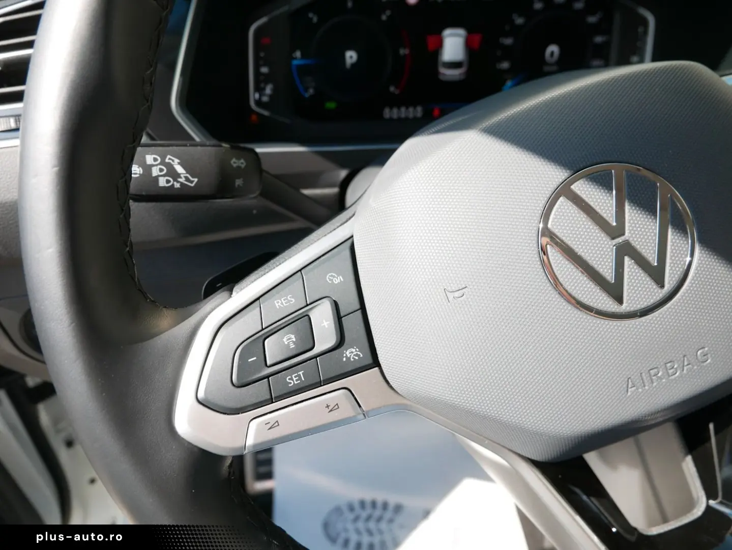 Tiguan Allspace 2.0 4x4 Move NEU72T 7-Sitzer DAC