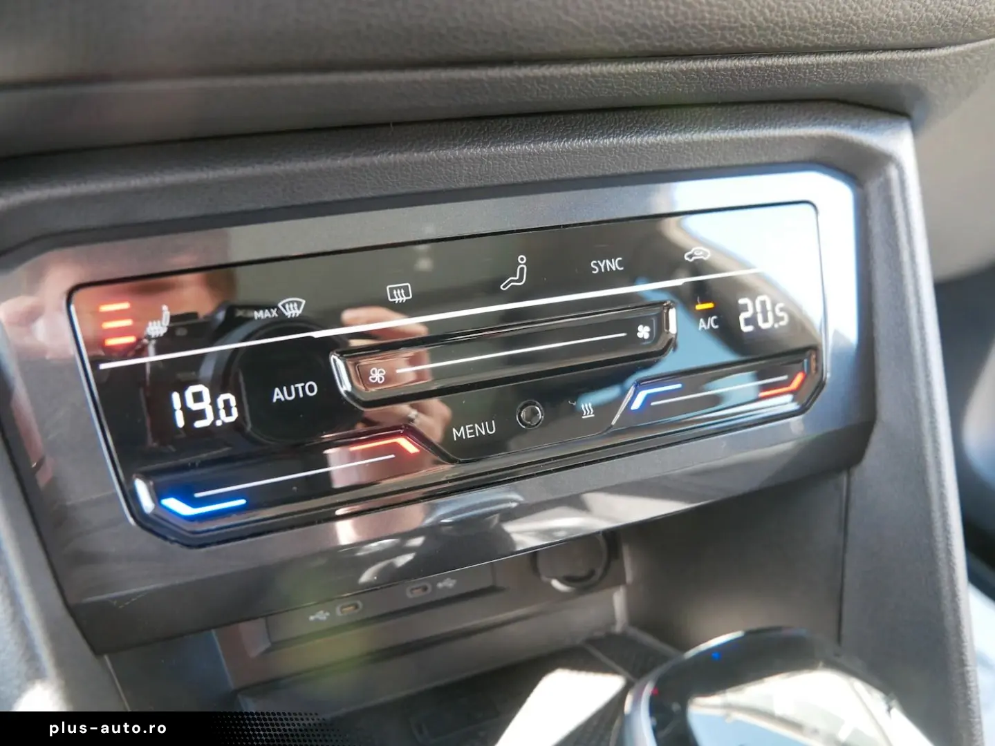 Tiguan Allspace 2.0 4x4 Move NEU72T 7-Sitzer DAC