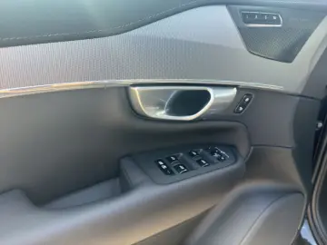 XC90 B5 AWD Plus-Bright 7S Glasd Standh 360  AHK