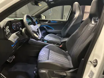 Tiguan R-Line 4Motion Black Style 20  PANORAM