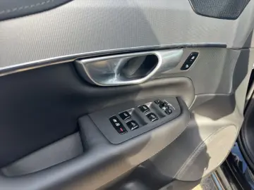 XC90 B5 AWD Plus-Bright 7S Glasd Standh 360  AHK