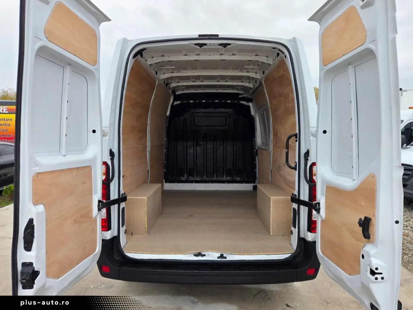 RENAULT NEW MASTER L2H2