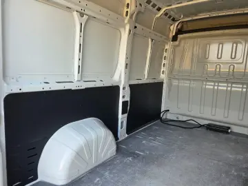 PEUGEOT BOXER L2H2