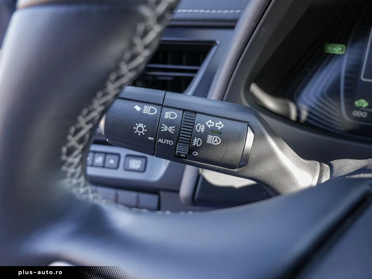 UX 250h Style Edition LENKRADHEIZUNG LED Carplay