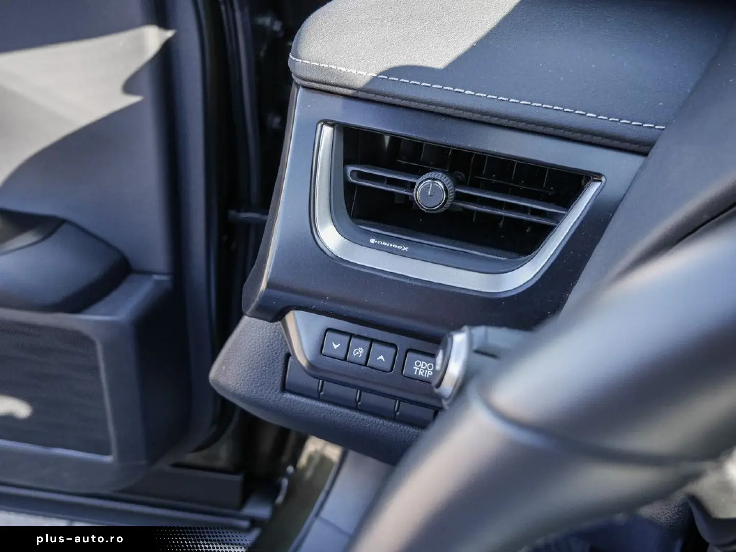 UX 250h Style Edition LENKRADHEIZUNG LED Carplay