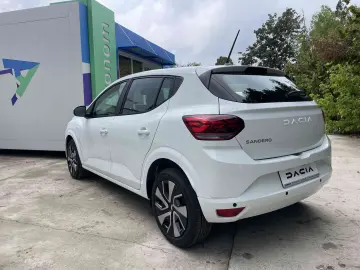Dacia Sandero 2025
