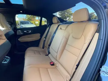 S60 B5 AWD Ultimate Dark Auto