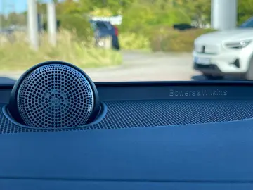 S60 B5 AWD Ultimate Dark Auto