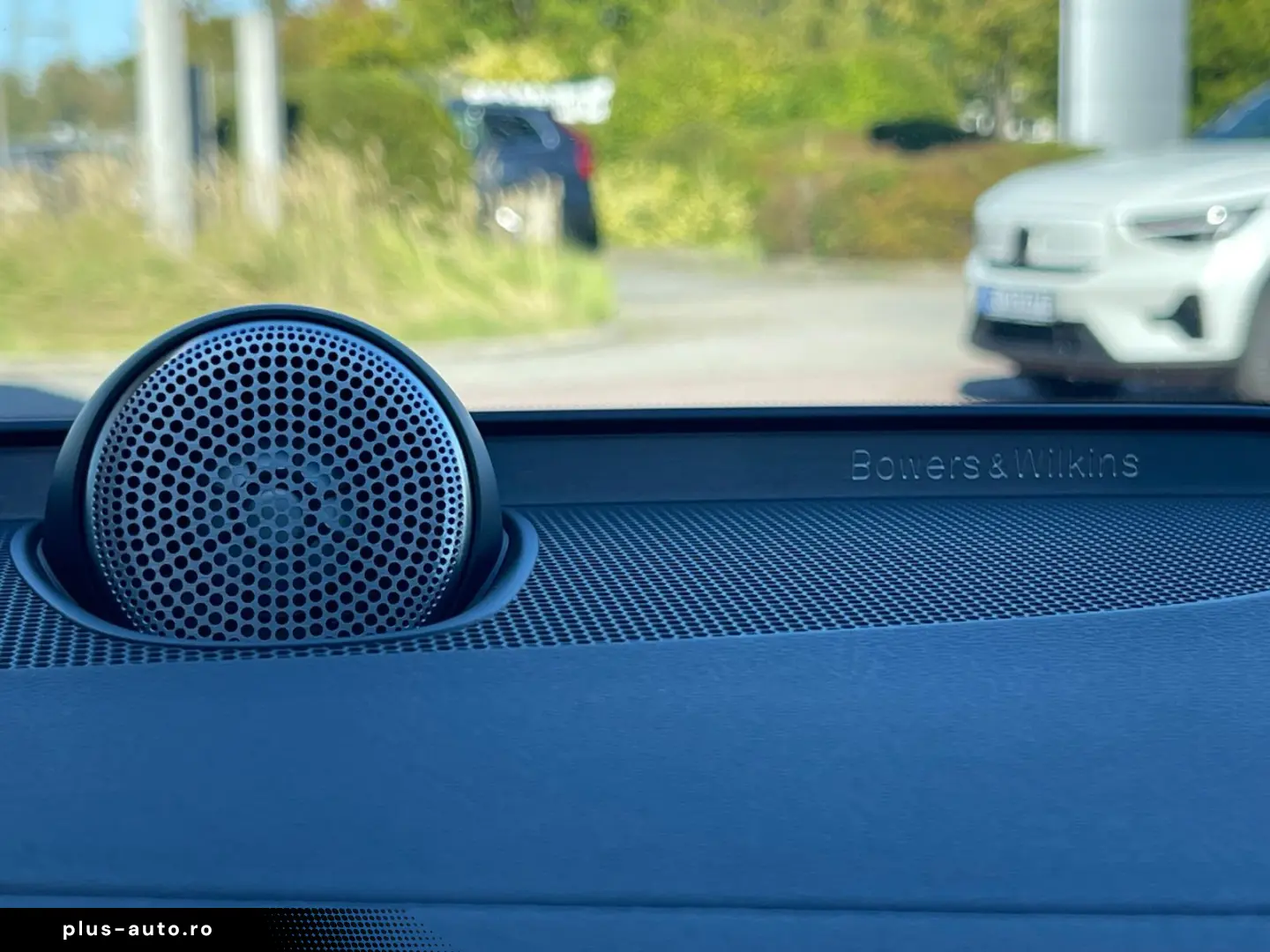 S60 B5 AWD Ultimate Dark Auto