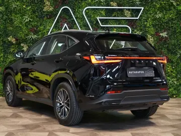 NX350h COMFORT TOP FWD LED DRCC 33.223€ NETTO