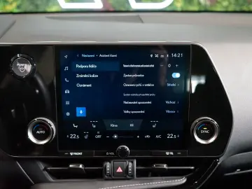 NX350h COMFORT TOP FWD LED DRCC 33.223€ NETTO