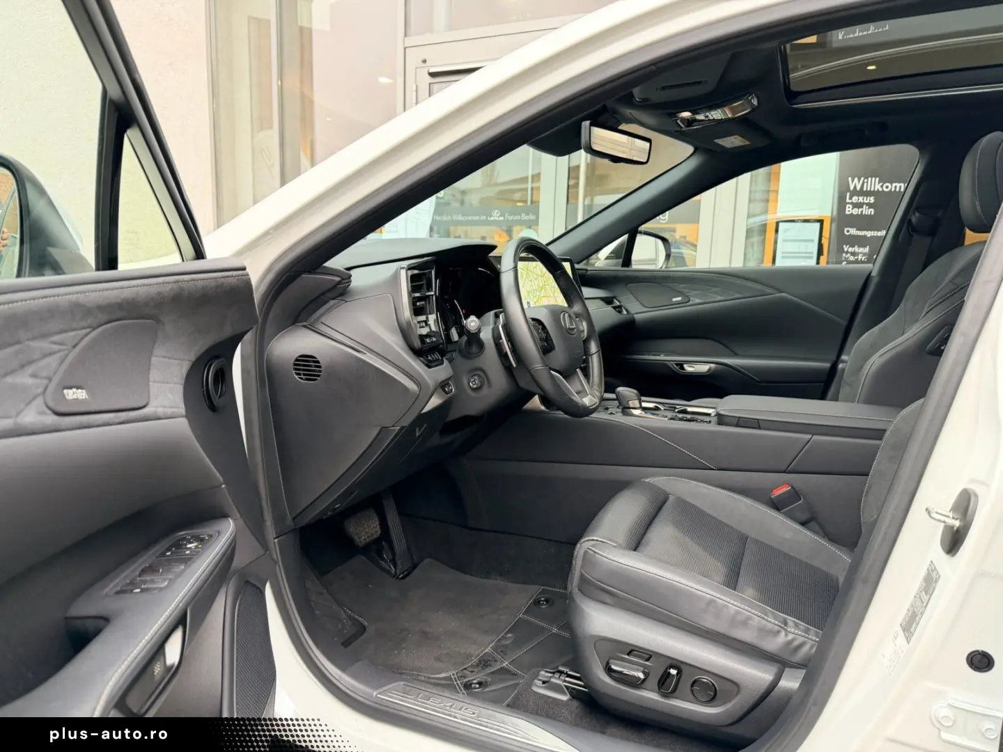 RX 450h  2 5 PHEV Luxury Line    Panoramadach