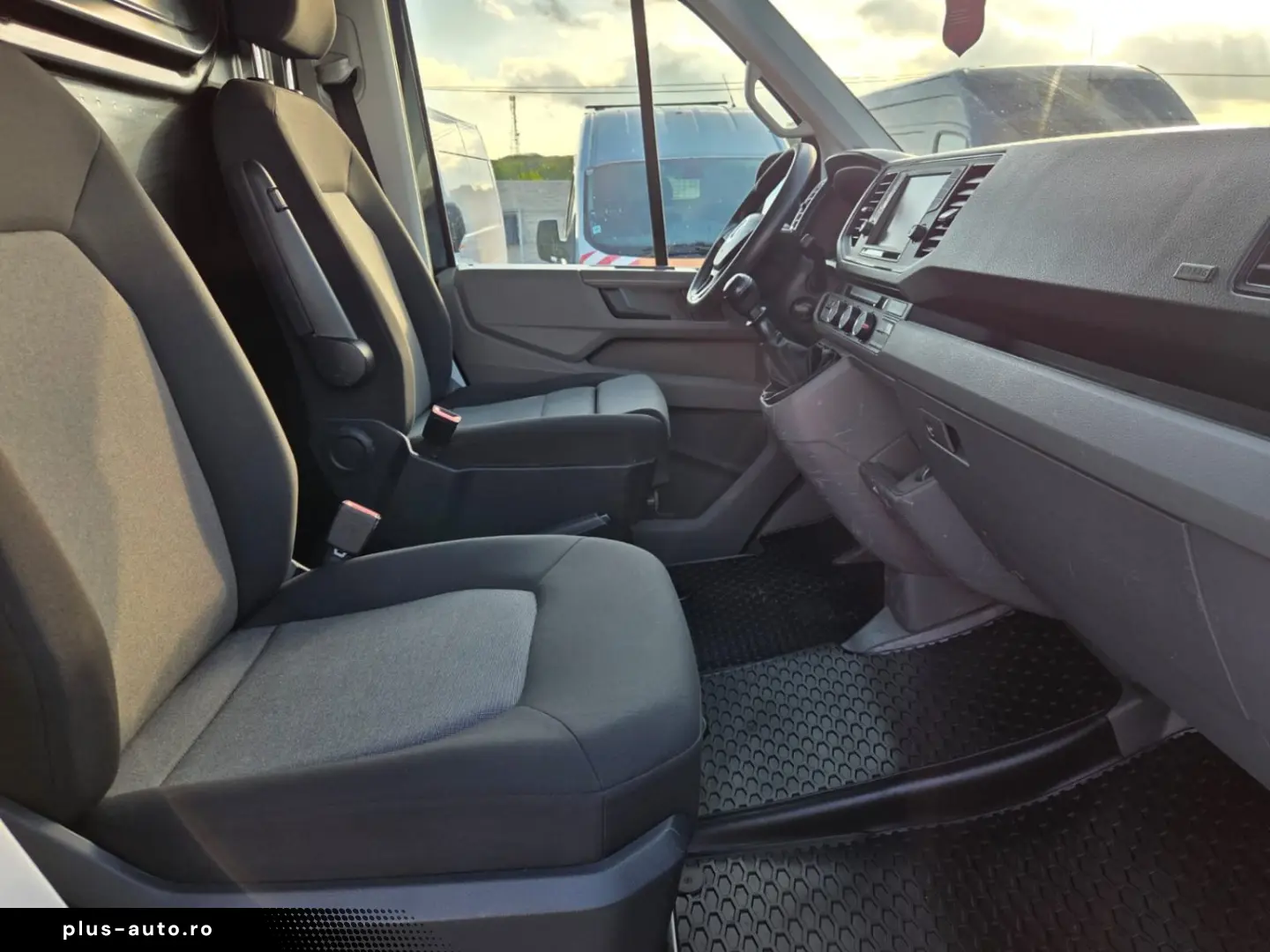 VOLKSWAGEN NEW CRAFTER L4H3