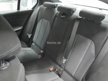 330e Limousine M Sportpaket Innovationspaket RFK