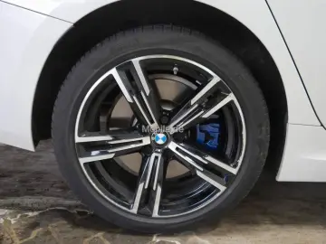 330e Limousine M Sportpaket Innovationspaket RFK