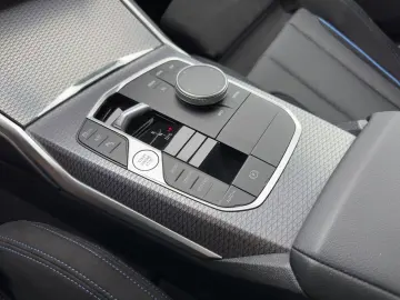 320 d xDrive M Sport   Head-Up   360    19 Zoll