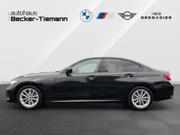 320i xDrive Lim. M Sport HUD AHK GSHD DrivAss AC